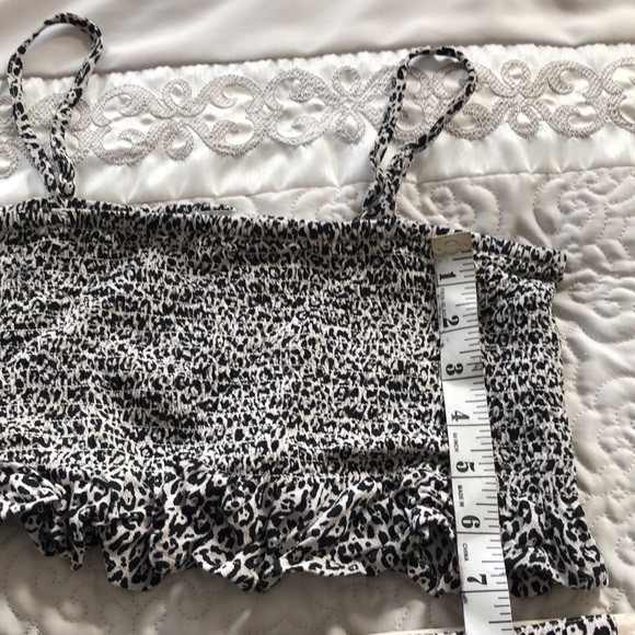 Super cute 2-piece from American Eagle size S lots of stretch. - Picture 4 of 9